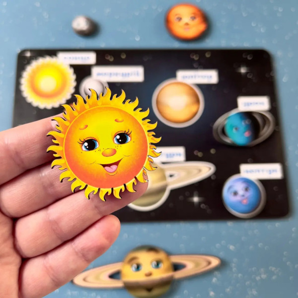 Дерев'яна розвиваюча дошка "Космос" Ubumblebees  (ПСД021) PSD021 планети на липучках (PSD021)