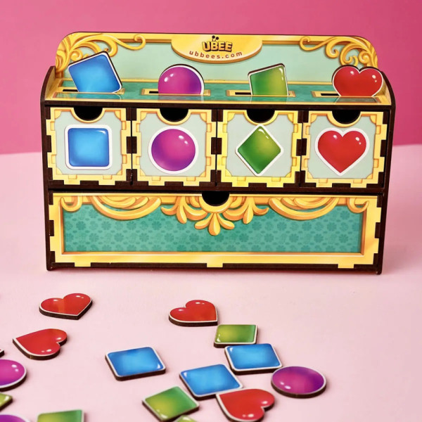 Дерев'яна настільна гра "Фігури" Ubumblebees (ПСД072) PSD072 сортер-комодик (PSD072)