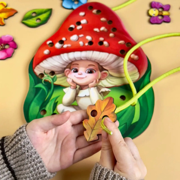 Дерев'яна шнурівка "Мухоморчик" Ubumblebees (ПСД132) PSD132