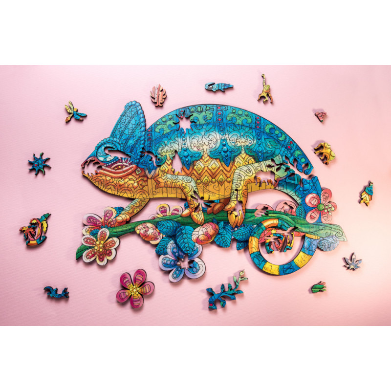 Деревянный пазл. GO Puzzle "Приключения переливающегося хамелеона" 137 дет. GO0002