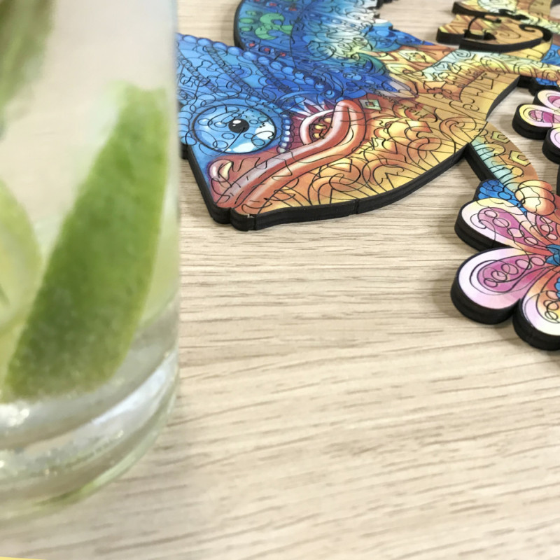 Деревянный пазл. GO Puzzle "Приключения переливающегося хамелеона" 137 дет. GO0002