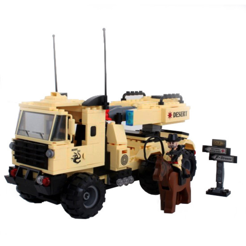 Конструктор BRICK 822 Військова машина, 310 деталей