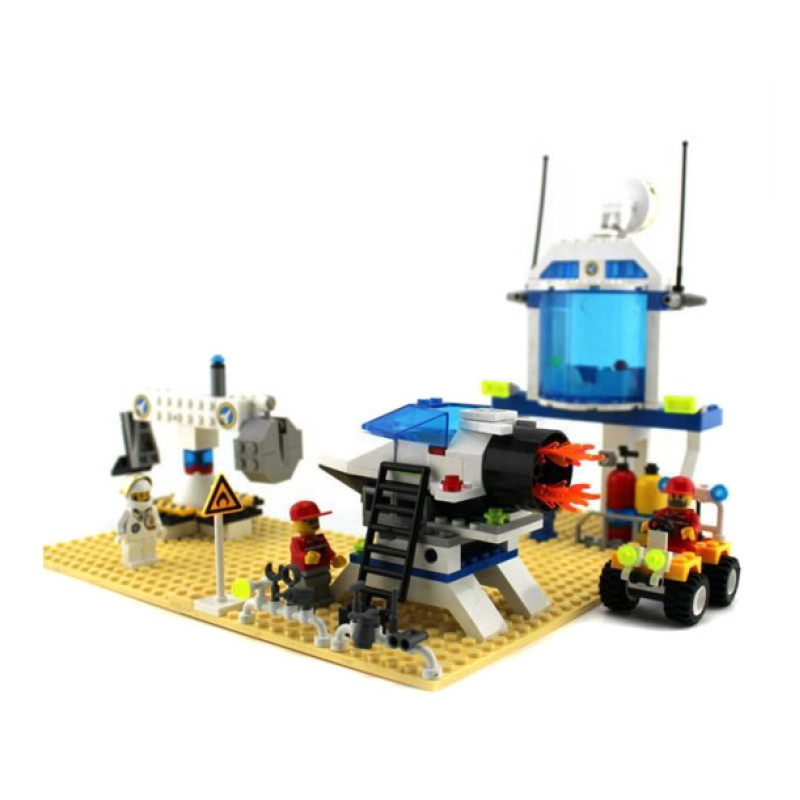 Конструктор BRICK 513 База астронавтов, 292 детали