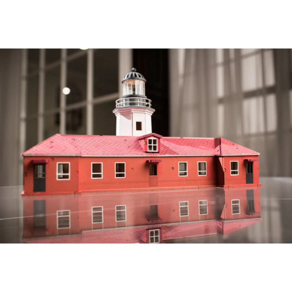 Конструктор дерев'яний 3D маяк з острова Зміїний з прибудовою (Україна) TMP-003, 146 деталей (TMP-003)