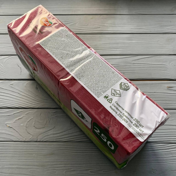 Серветки Ruta Professional 33х33см 2шар бордо 1/4 (250шт/уп|4уп/ящ)