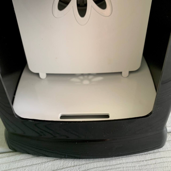 Диспенсер для серветок чорний