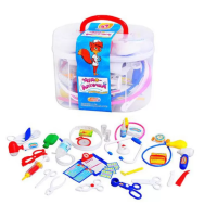 Игровой набор врача М 0461 в чемодане (М 0461)