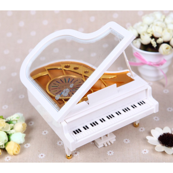 Шкатулка музыкальная Пианино YL2012 с балеринкой