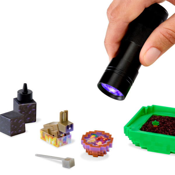 Ігровий набір-сюрприз "Створи піксельну пригоду" 557272 серія "Mini Minecraft" (557272)