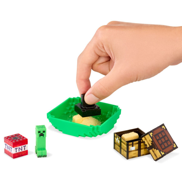 Ігровий набір-сюрприз "Створи піксельну пригоду" 557272 серія "Mini Minecraft" (557272)