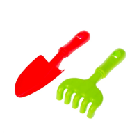 Песочный набор "Ромашка" №5 Colorplast 1135 Красно-зеленый(1135(Green-Red))