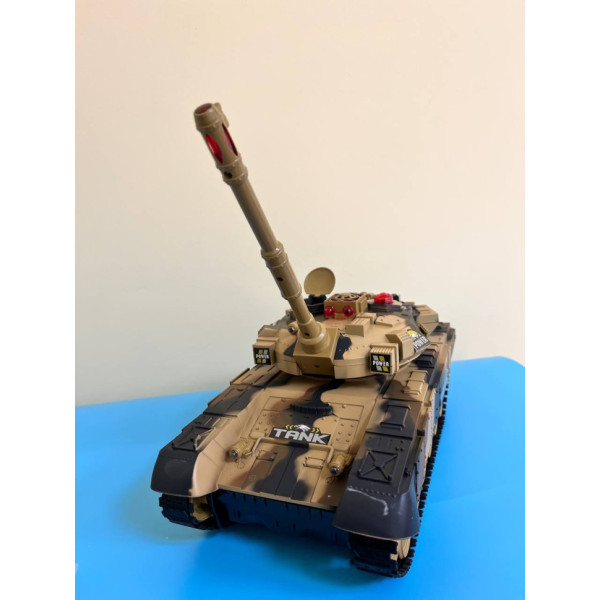 Танк на радіокеруванні 9995(Sand)звук, світло, рухома кабіна (9995(Sand))