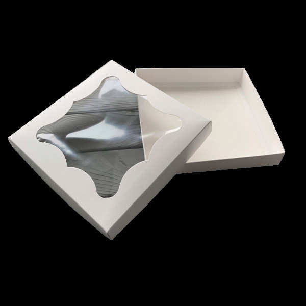 Коробка подарункова біла з віконцем 200*200*30 мм ПДК51