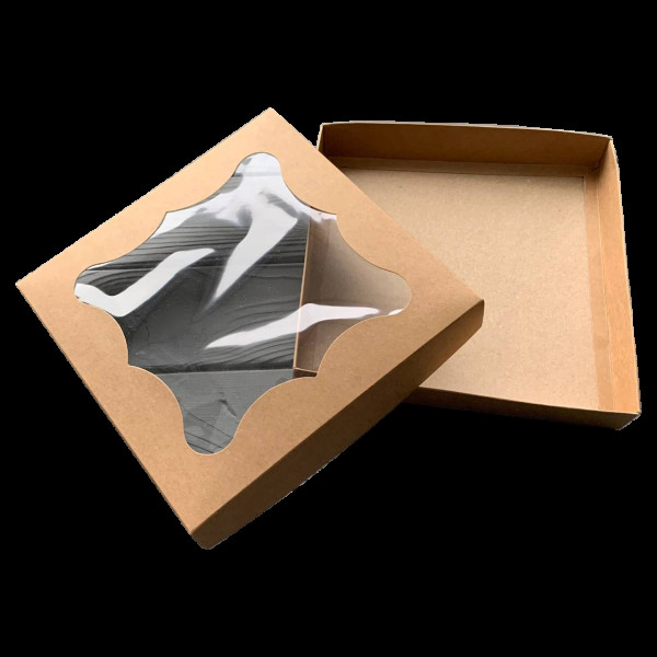 Коробка подарункова коричнева з віконцем 200*200*30 мм ПДК52