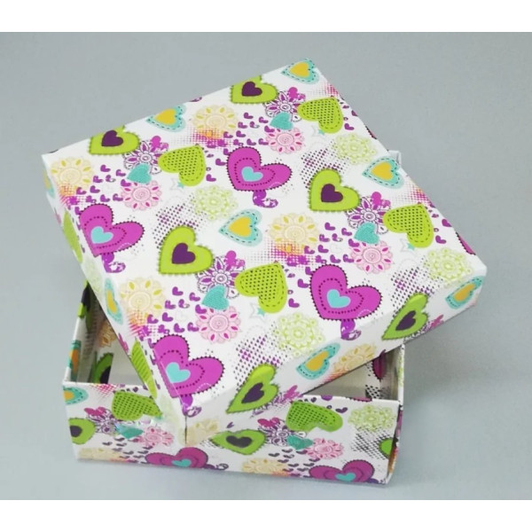 Коробка для подарунків "Серця"