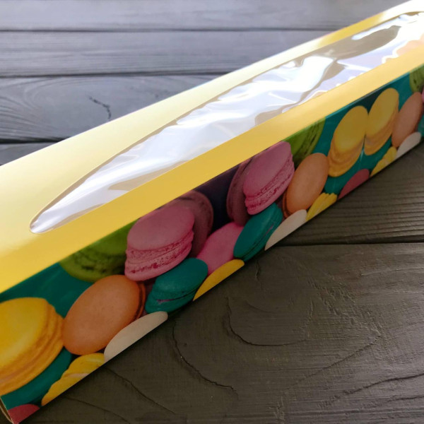 Упаковка для 10 макарун з віконцем 290х50х45 мм кольорова