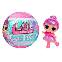 Ігровий набір з лялькою "Сніжний стиль" 429692 в асортименті (429692)