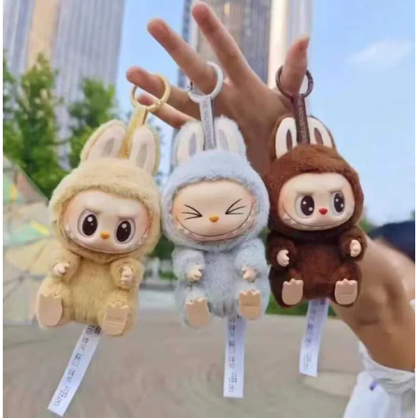 Дитяча м'яка іграшка-брелок The Monsters Labubu Labubu-2 в асортименті (Labubu-2)