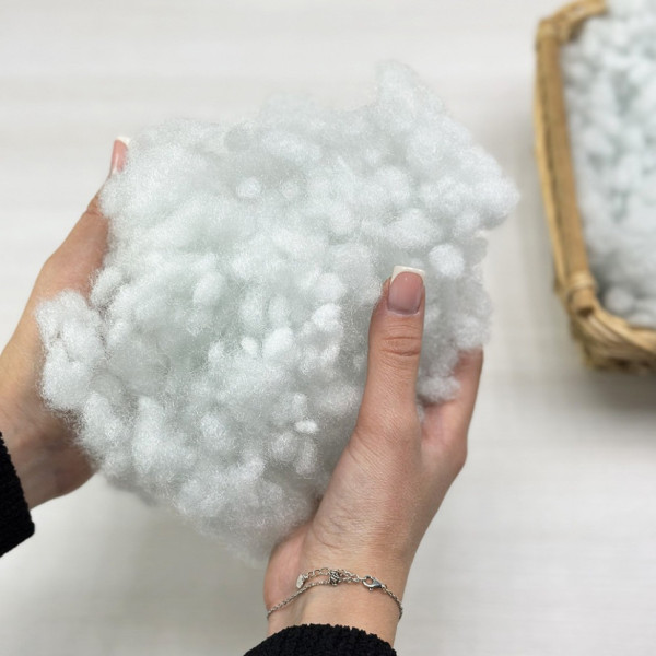 Наповнювач холлофайбер CY07_1334_11151 для іграшок та подушок, M, 1 кг, білий (CY07_1334_11151)