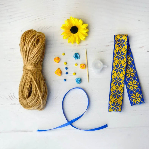 Набір для творчості Лялька-мотанка "Сонячна" Умняшка НС-007 розмір виробу 20-22 см (НС-007)