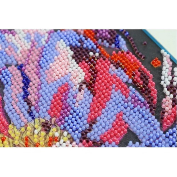 Набір-міді для вишивання бісером "Квітнути час" AMB-104 на натуральному полотні (AMB-104)