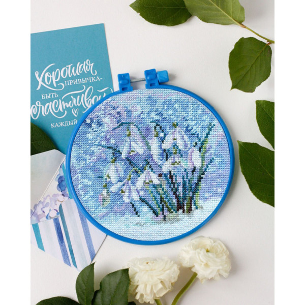 Набір для вишивання хрестиком "Під снігом" AHM-039 з п'яльцем (AHM-039)