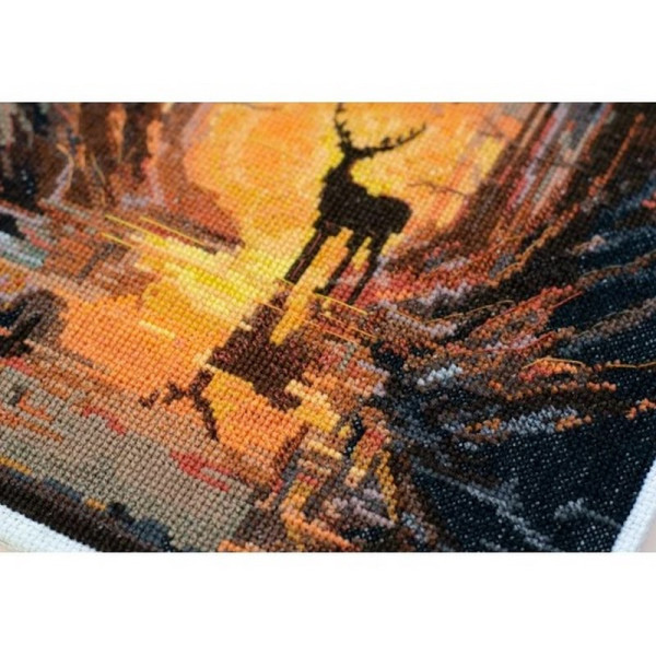 Набір для вишивання хрестиком "Вартовий лісу" AH-209 з п'яльцями (AH-209)