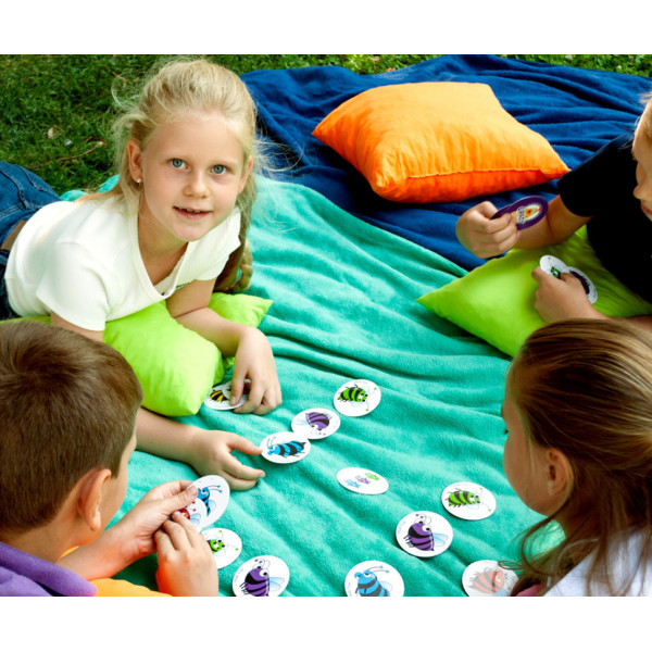 Детская настольная игра в мешочке "Школа пчелы" VT8077-15 карточная