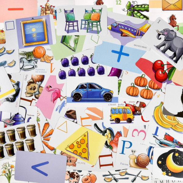 Настільна гра "Розумна валіза. Абетка, цифри, смаки, кольори" 30377 (30377)