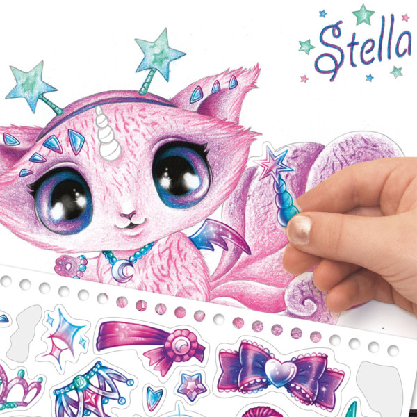 Набір для творчості Скетчбук: Зіркові друзі Nebulous Stars 11141 з олівцями (11141NS)