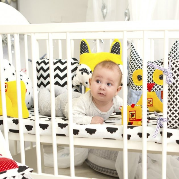 Підвіска-бортик для ліжечка "Подушка B&W" МС 110512-01 (МС 110512-01)