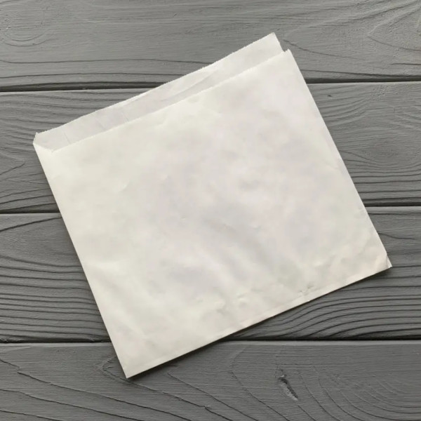 Куточок паперовий білий для піци жиростойкий (170х170мм) 82Ф