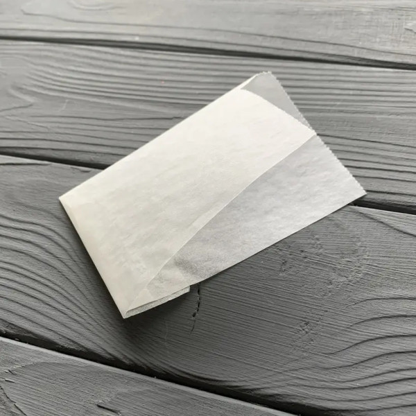 Куточок паперовий білий 115х70 26Ф