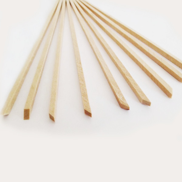 КД1 Палочки для корн догов квадратные (100шт/уп) 4*4*200 мм